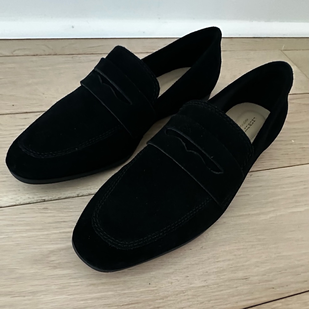 vintage Y2K Liz Claiborne never worn memory foam so soft suede leather loafers